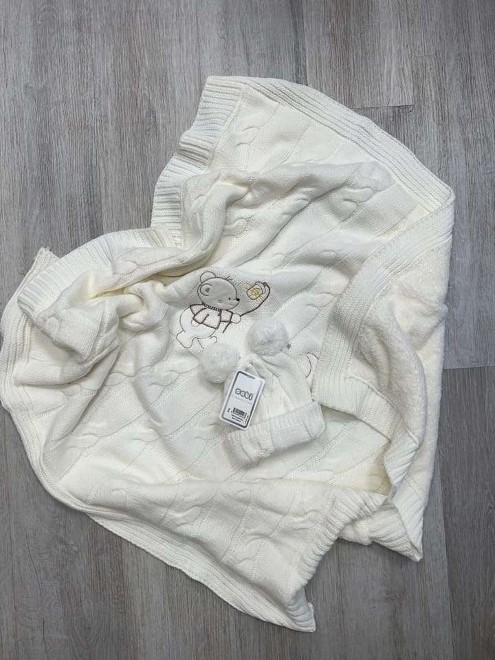Одеяло плед вязаный для новорожденных с мехом с шапкой